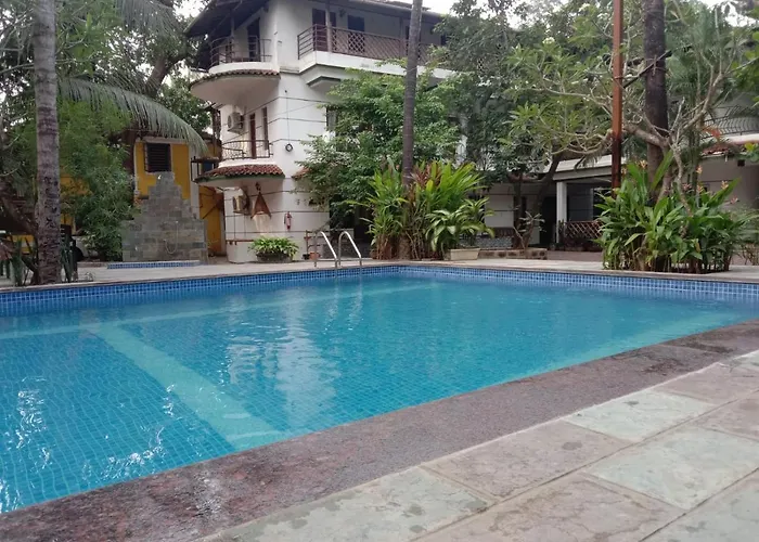 Villa Agusta Hotel And Hostel Candolim